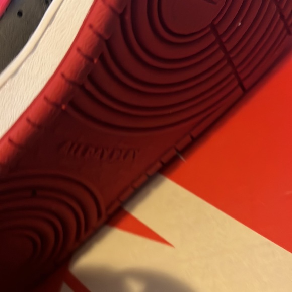 Mid 2s red and black my son wore once don’t fit any more just making space - Picture 3 of 4